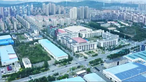 Về Chúng Tôi